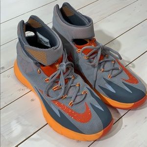 Nike Air HyperRev Zoom - Men’s Basketball Shoes 8